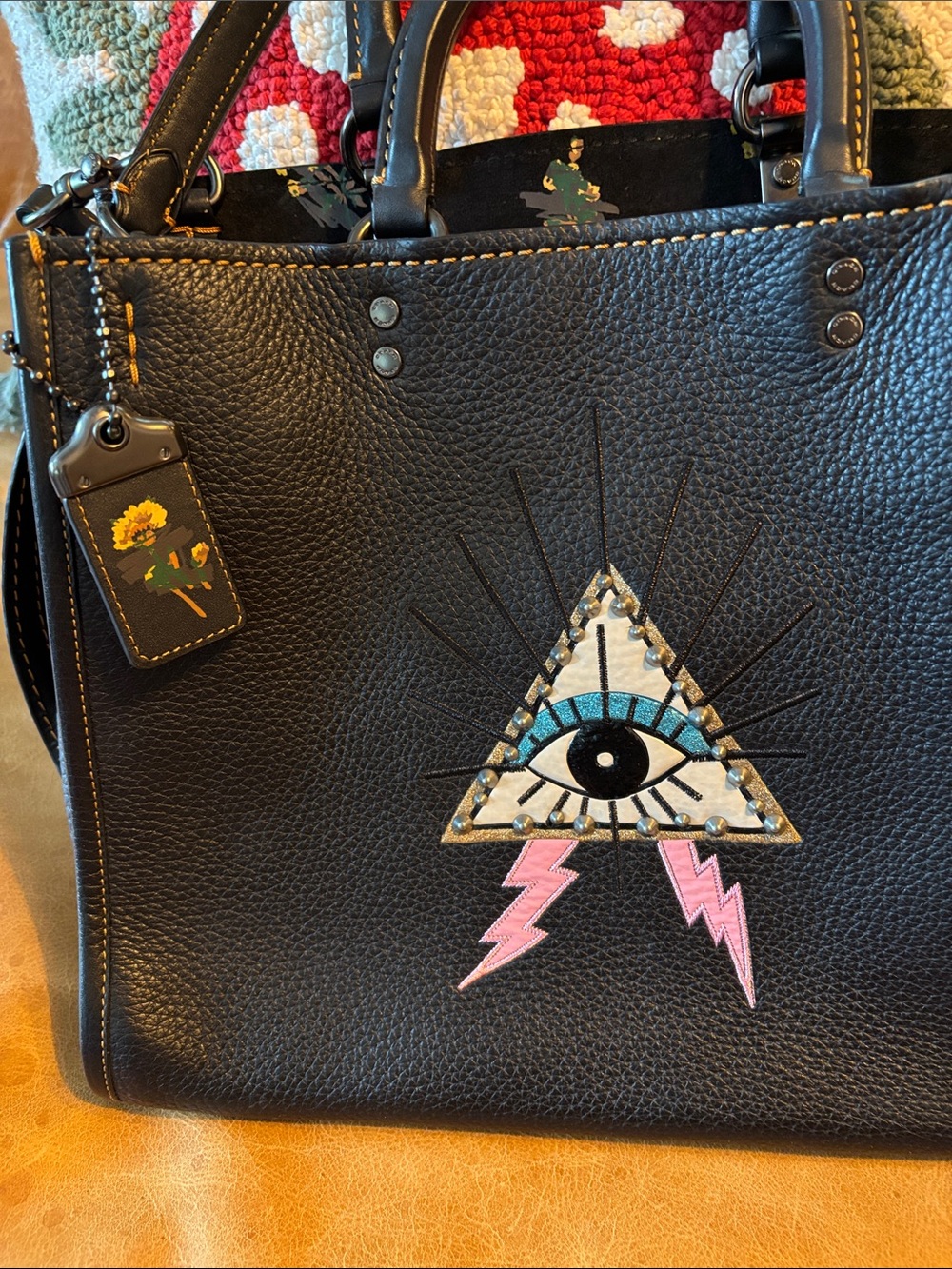 Coach Rogue Evil Eye - Picture 5 of 8
